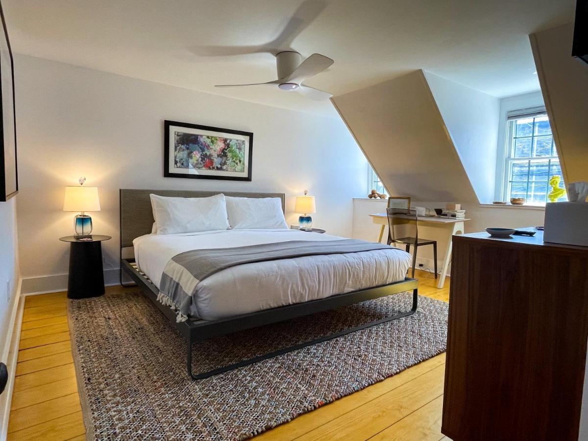 Inn At Cook Street Provincetown Exterior photo