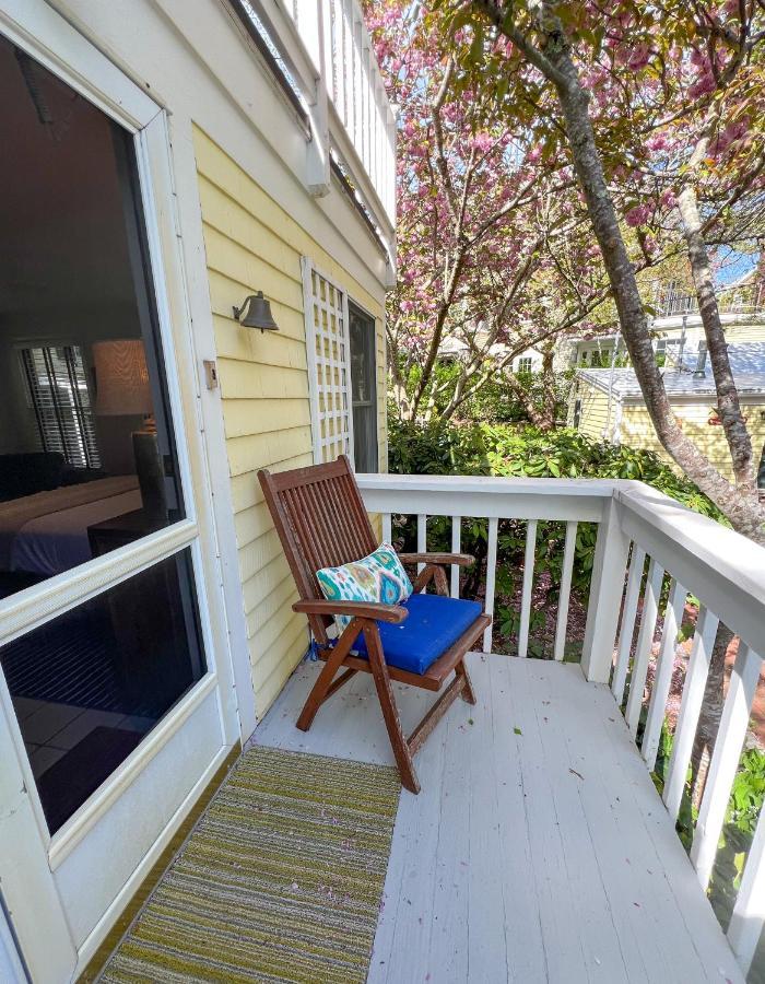 Inn At Cook Street Provincetown Exterior photo